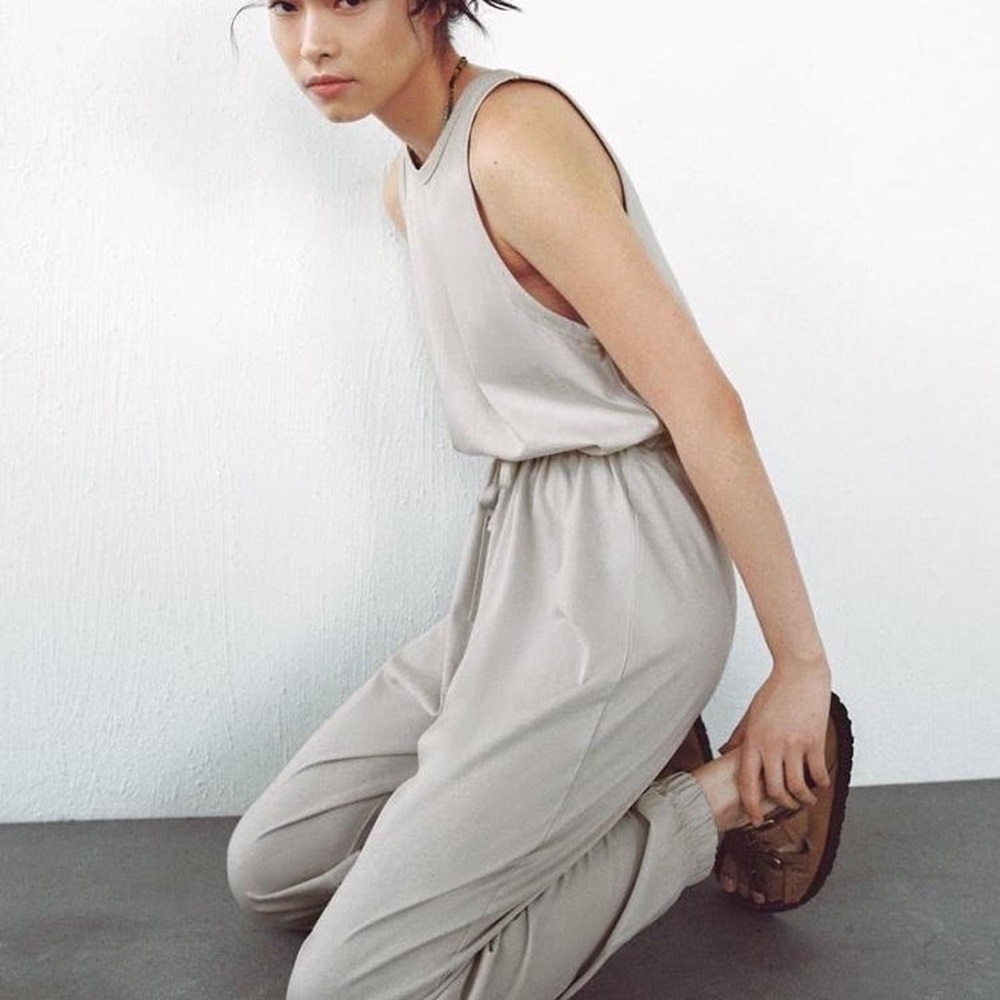 Sleeveless Beige Jumpsuit with Drawstring Waist